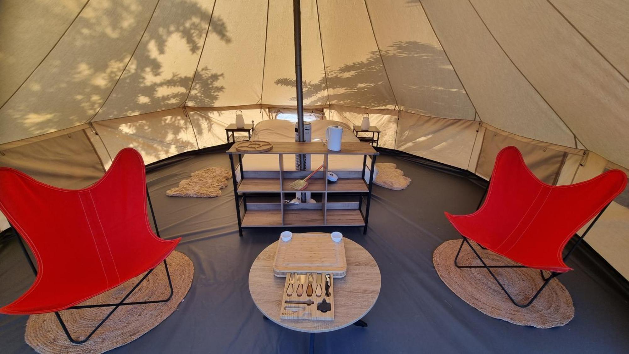 Luxury tent Les Lavandes *